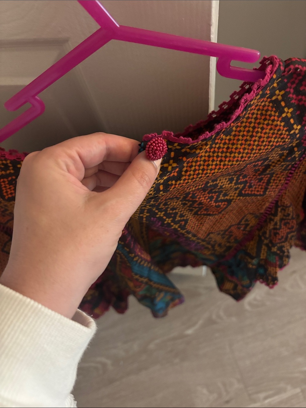 FARM Rio Multicolor Patterned Ruffle Sleeve Blouse - Picture 4 of 5